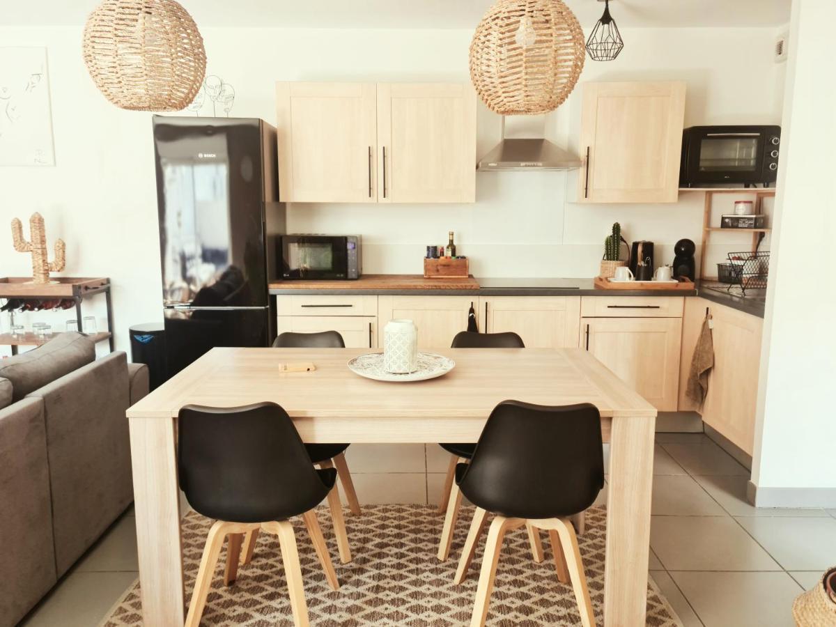 Appartcosy Emplacement Ideal Avec Terrasse & Parking Prive Nîmes Exterior foto
